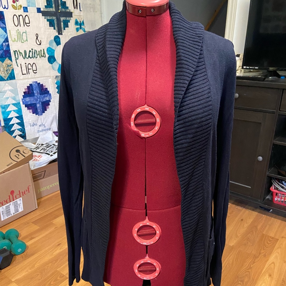 🔥2/$40 Hollister Cardigan